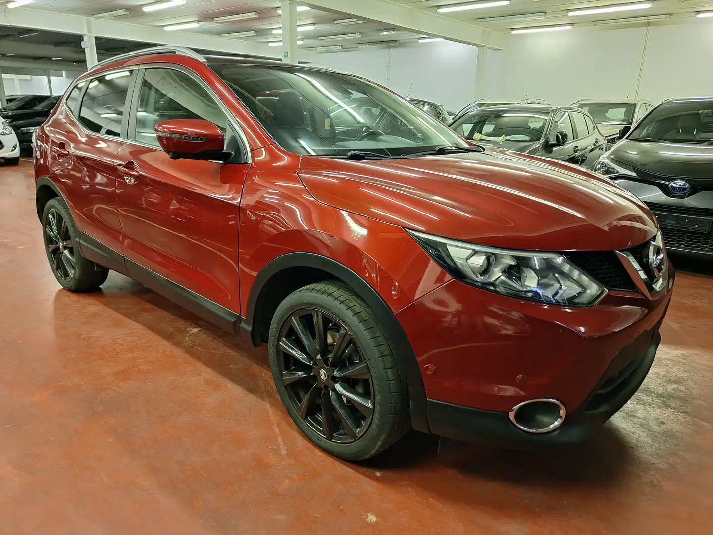 Nissan Qashqai Qashqai 1.2 DIG-T 2WD N-Vision Xtronic Rood - 1