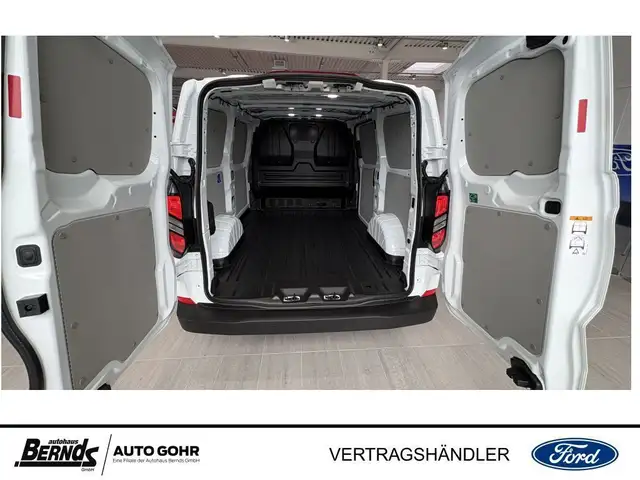 Ford Transit Custom view 10
