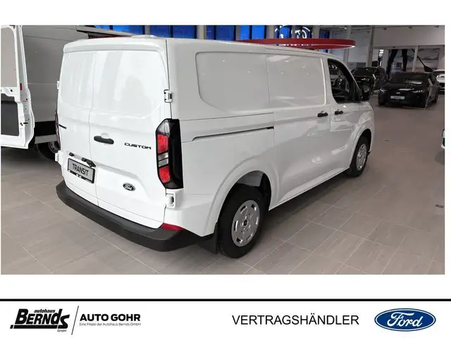 Ford Transit Custom view 8