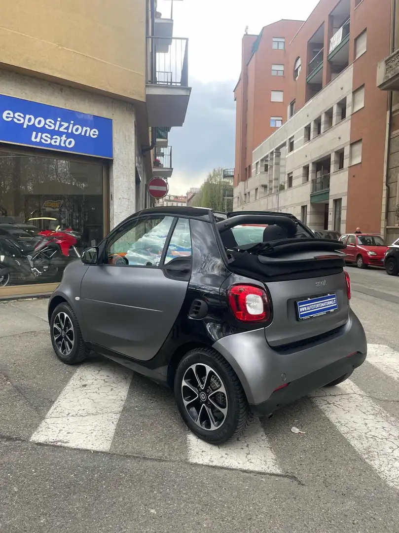 smart forTwo 70 1.0 twinamic cabrio Passion Grigio - 2