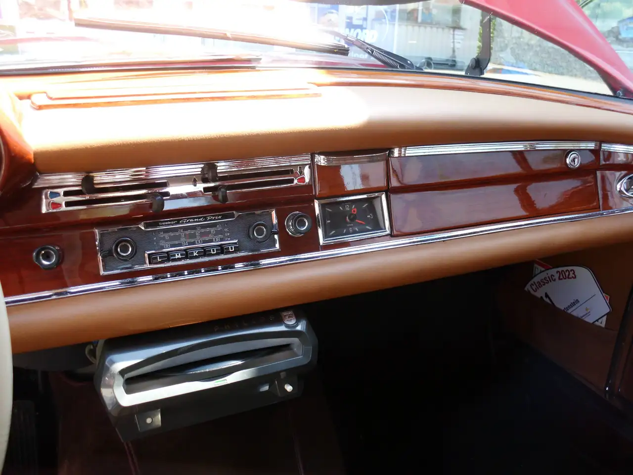 Mercedes-Benz 220 SEB Coupe W 111, foto 12
