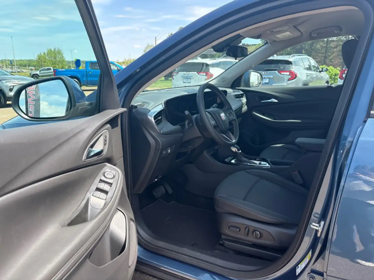 Buick Encore photo Buick Encore