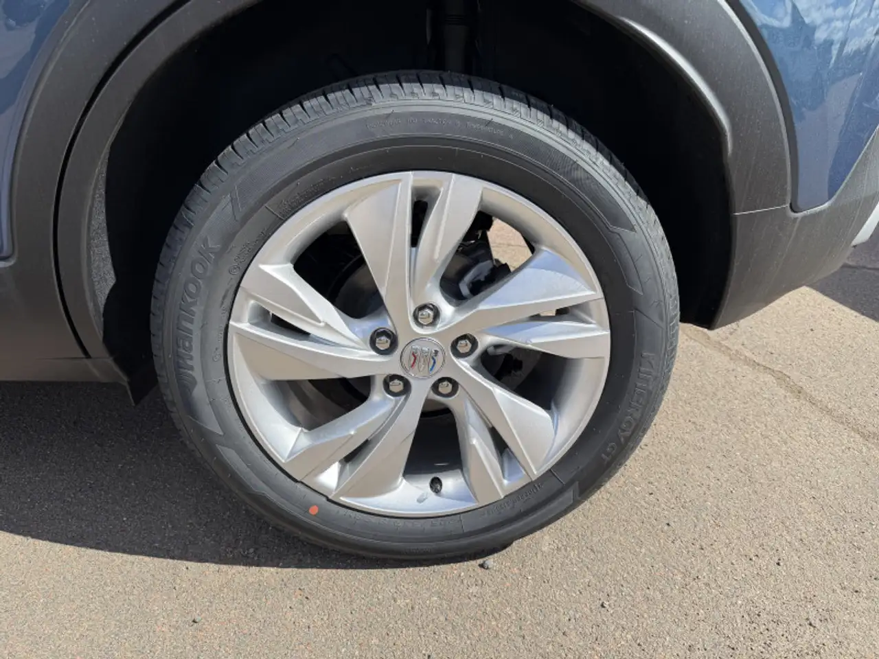 Buick Encore photo Buick Encore