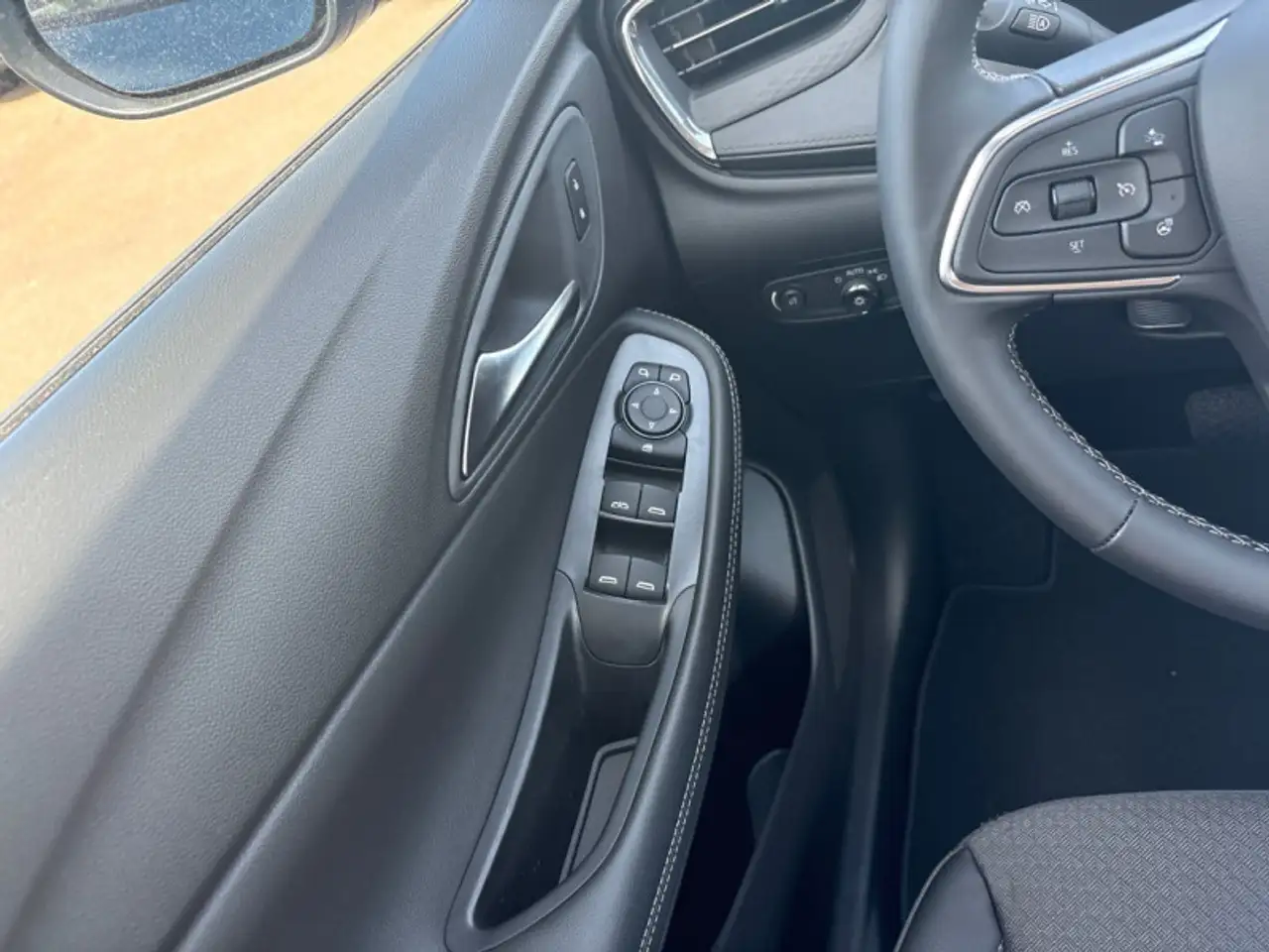 Buick Encore photo Buick Encore