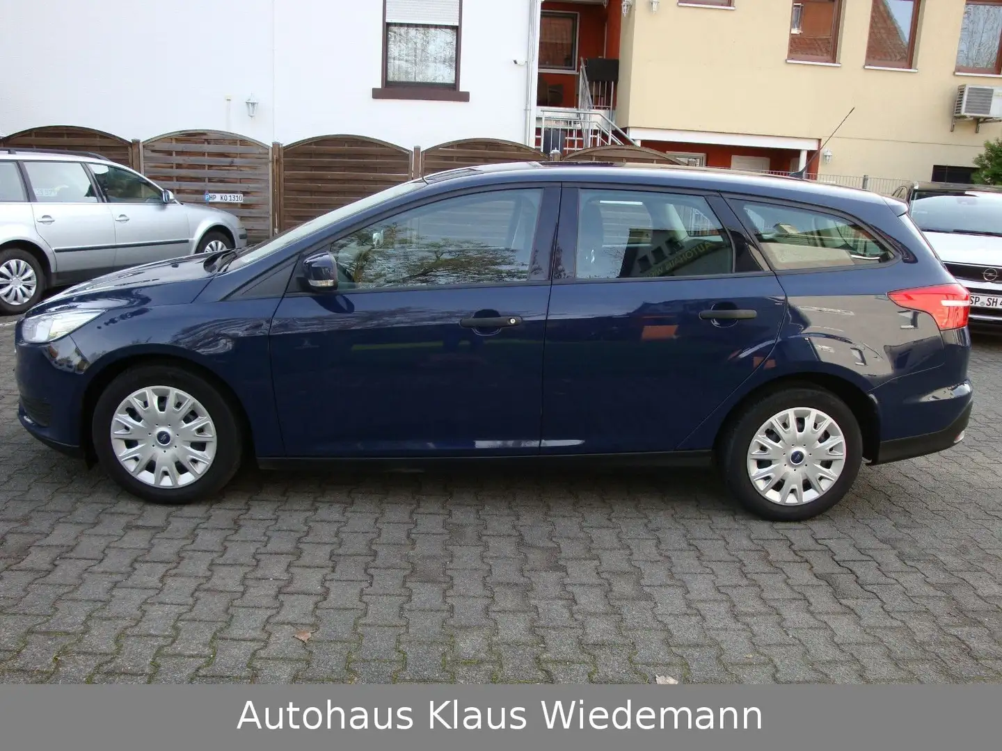 Ford Focus 1.0 EcoBoost Trend Turnier - 2.Hd./73 TKM Blau - 2