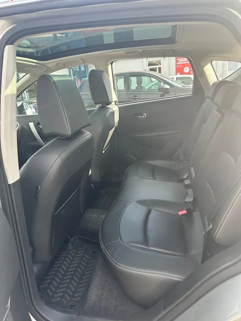 Nissan Qashqai 2.0 4 x CVT acenta - 2
