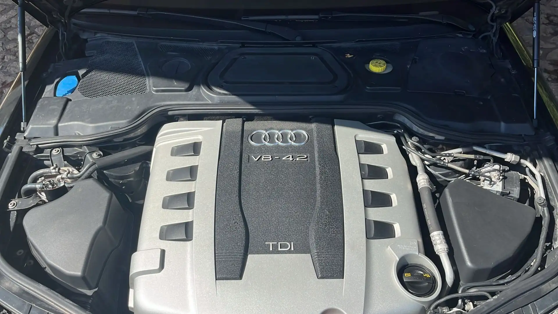Audi A8 L 4.2 V8 tdi quattro tiptronic Fap FL - 1