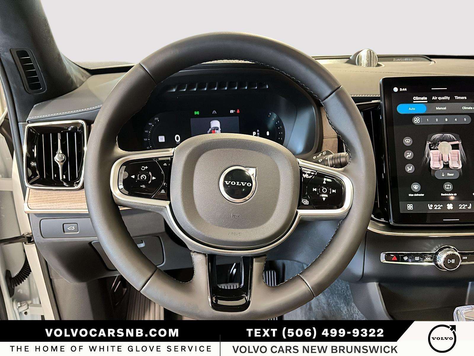 2026 Volvo XC90 B6 Ultra Bright Theme thumb 15