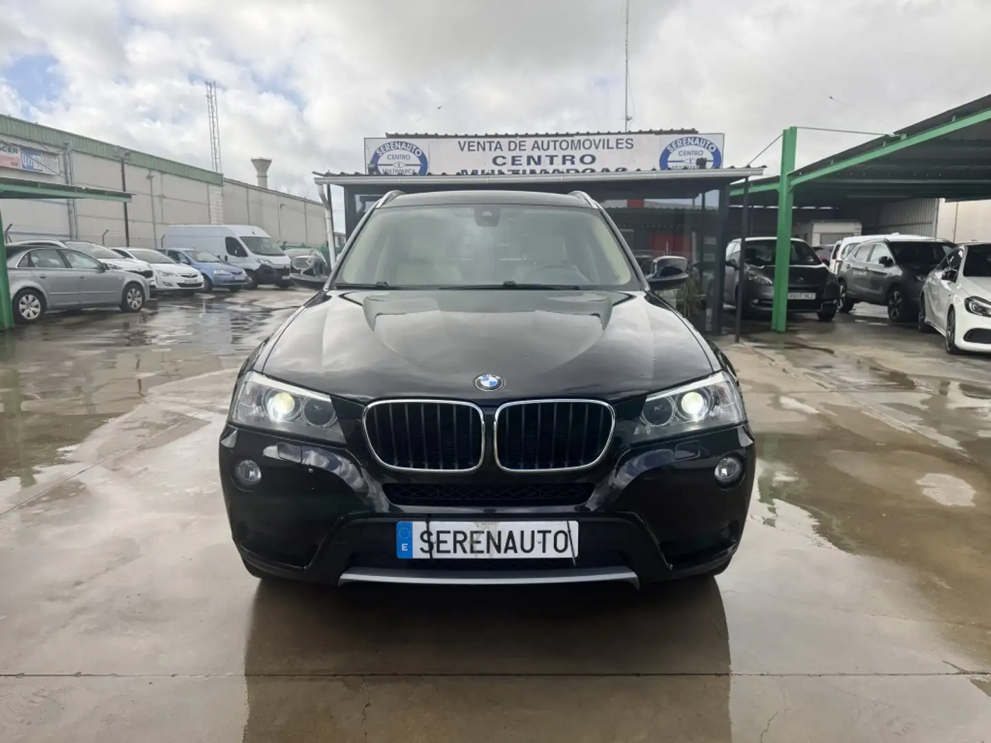 BMW X3 xDrive 20dA Schwarz - 2