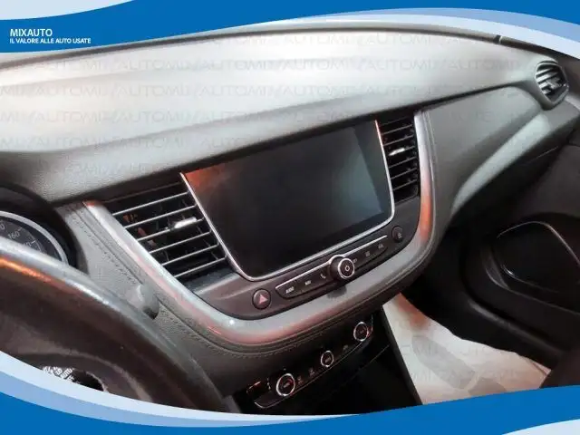 Opel Grandland X view 5