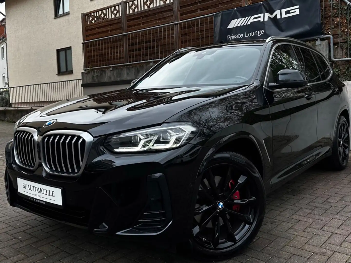 BMW X3 xDr30d M Sport AHK*AdapLED*StandH*HiFi*360° Schwarz - 1