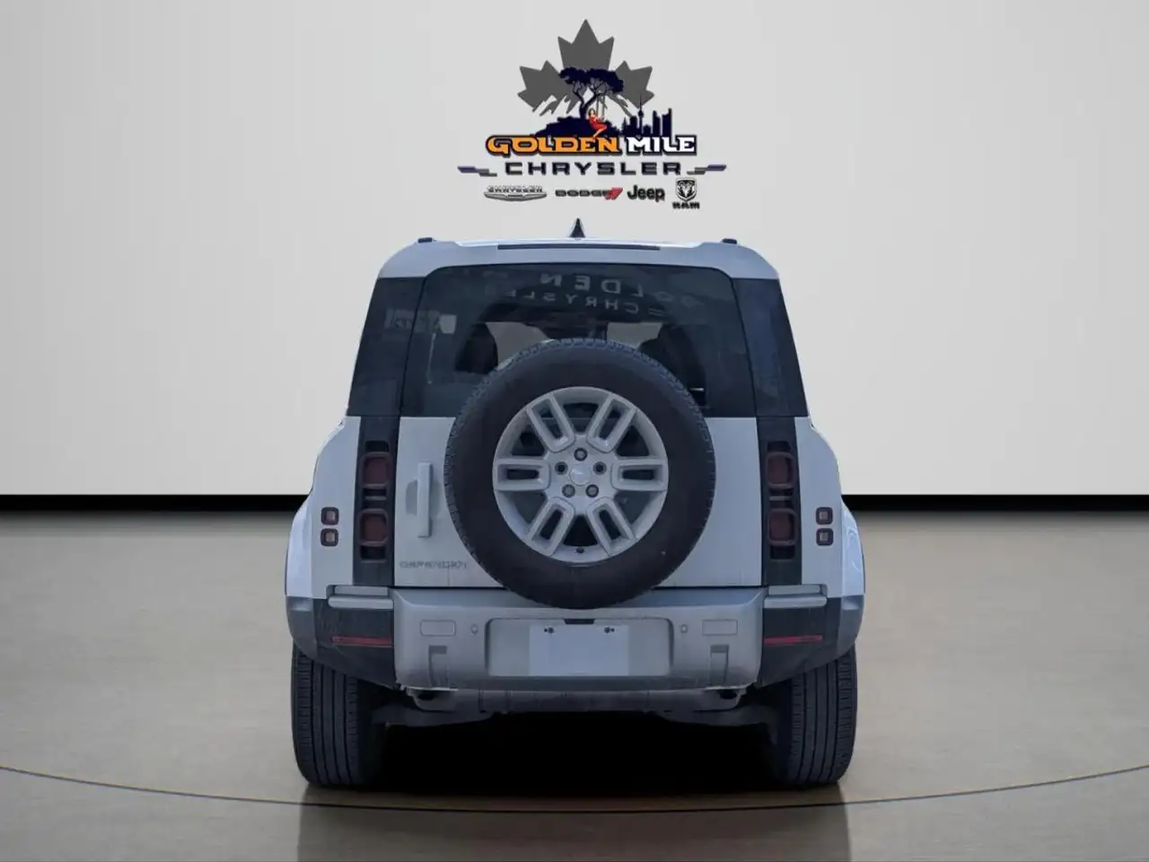 Land Rover Defender снимка Land Rover Defender