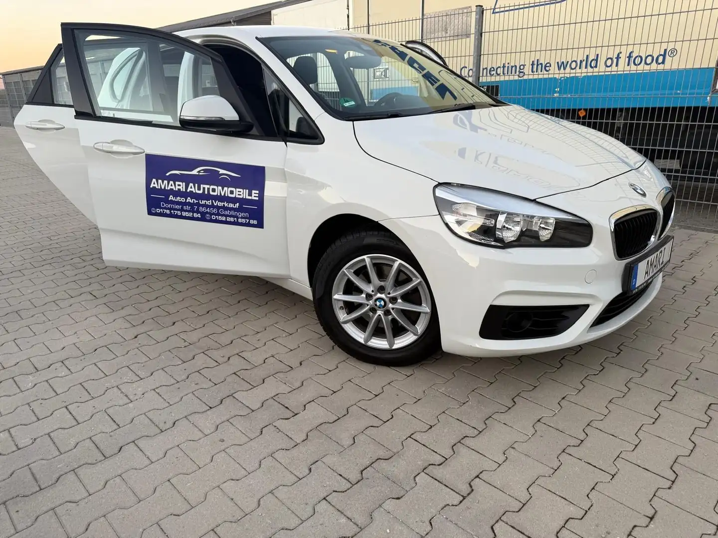 BMW 218 Baureihe 2 Active Tourer 218 i*BT*AHK*FSE* Weiß - 1