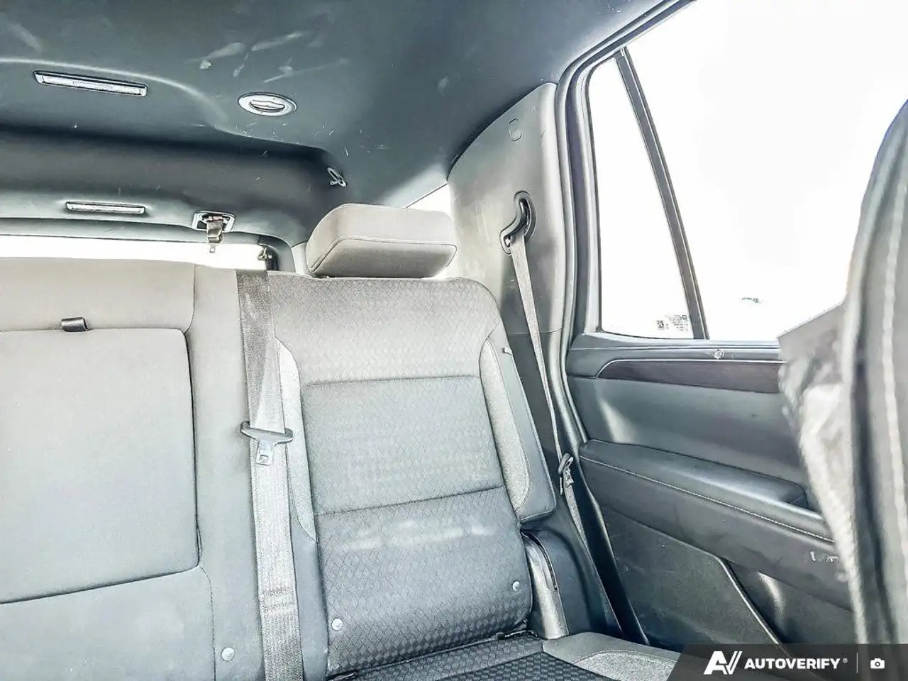 GMC Yukon снимка GMC Yukon