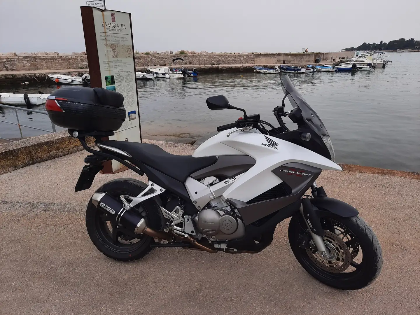 Honda Crossrunner Bianco - 1
