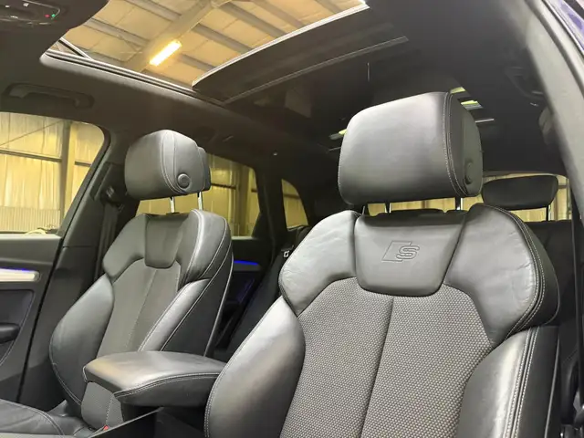 Audi Q5 view 13