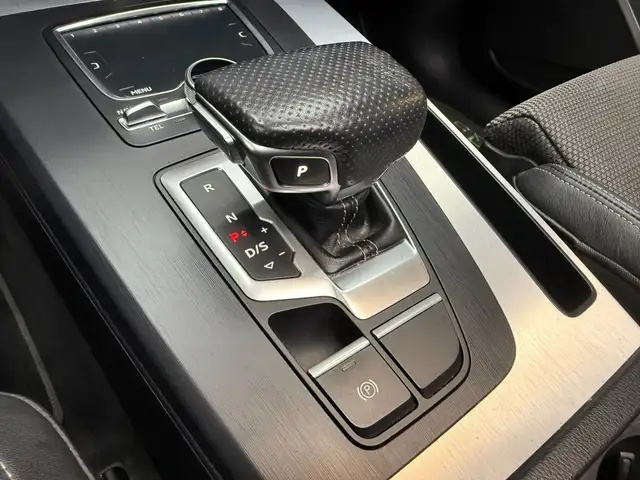 Audi Q5 view 15