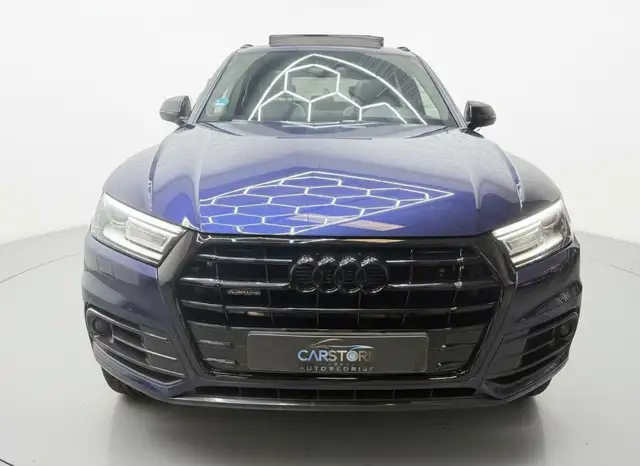 Audi Q5 view 2