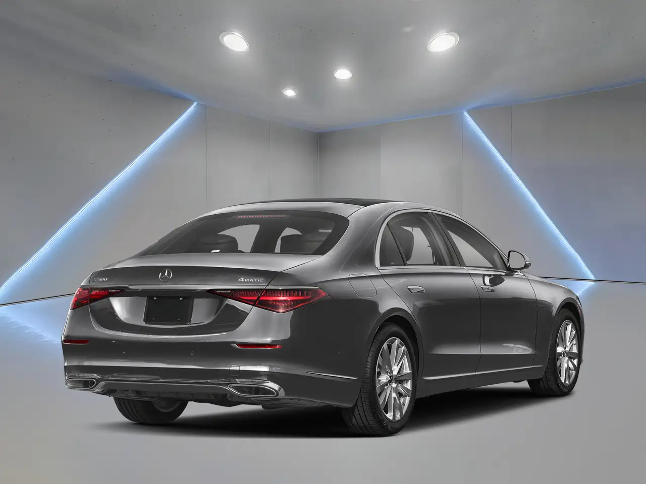 Mercedes-Benz S-Class снимка Mercedes-Benz S-Class