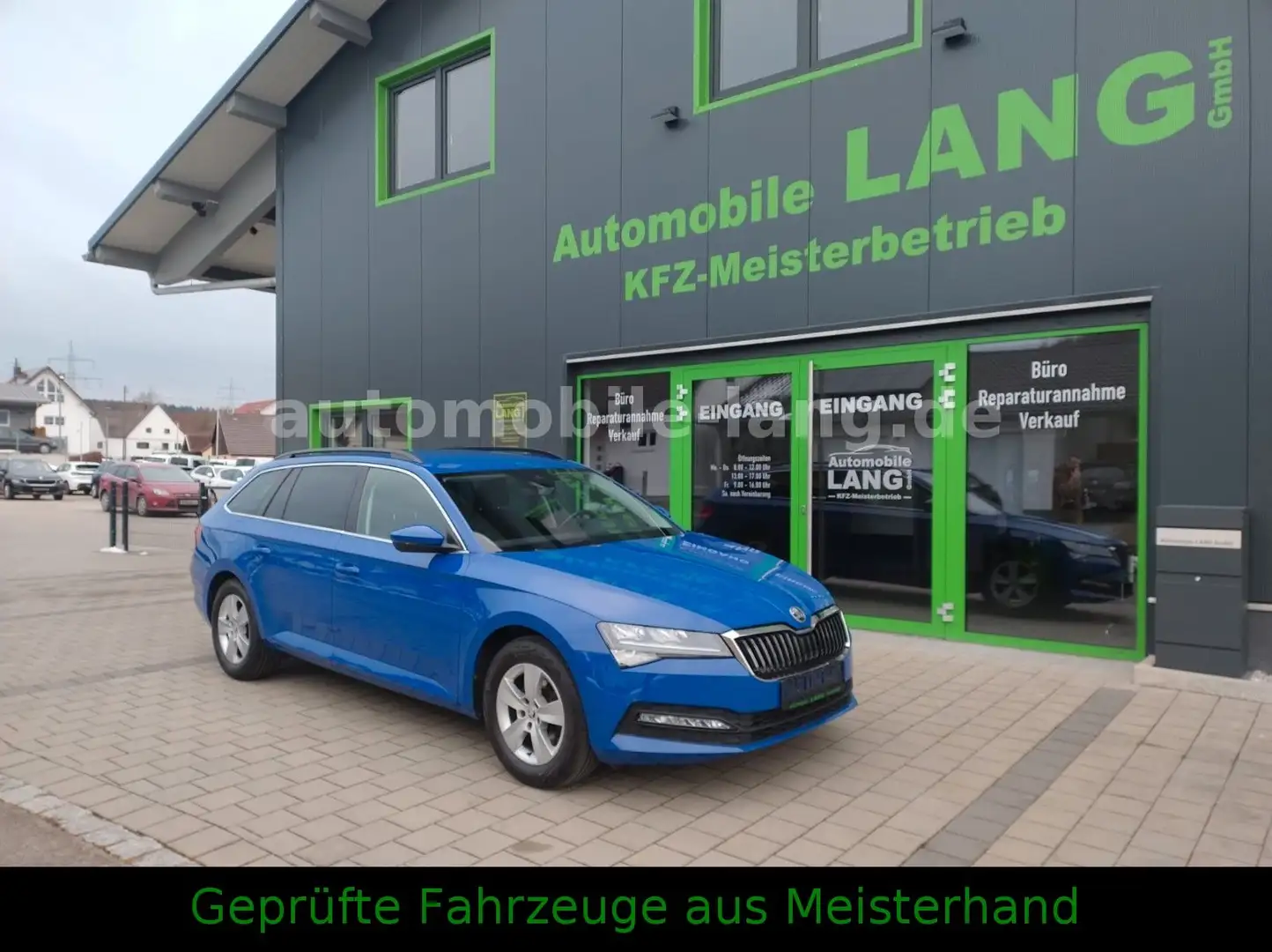 Skoda Superb Combi 1,5 DSG #SHZ #NAVI #LED #PDC Blau - 1