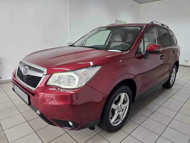 Subaru Forester 2.0 Exclusive 4WDXenon Kamera Dach AHK
