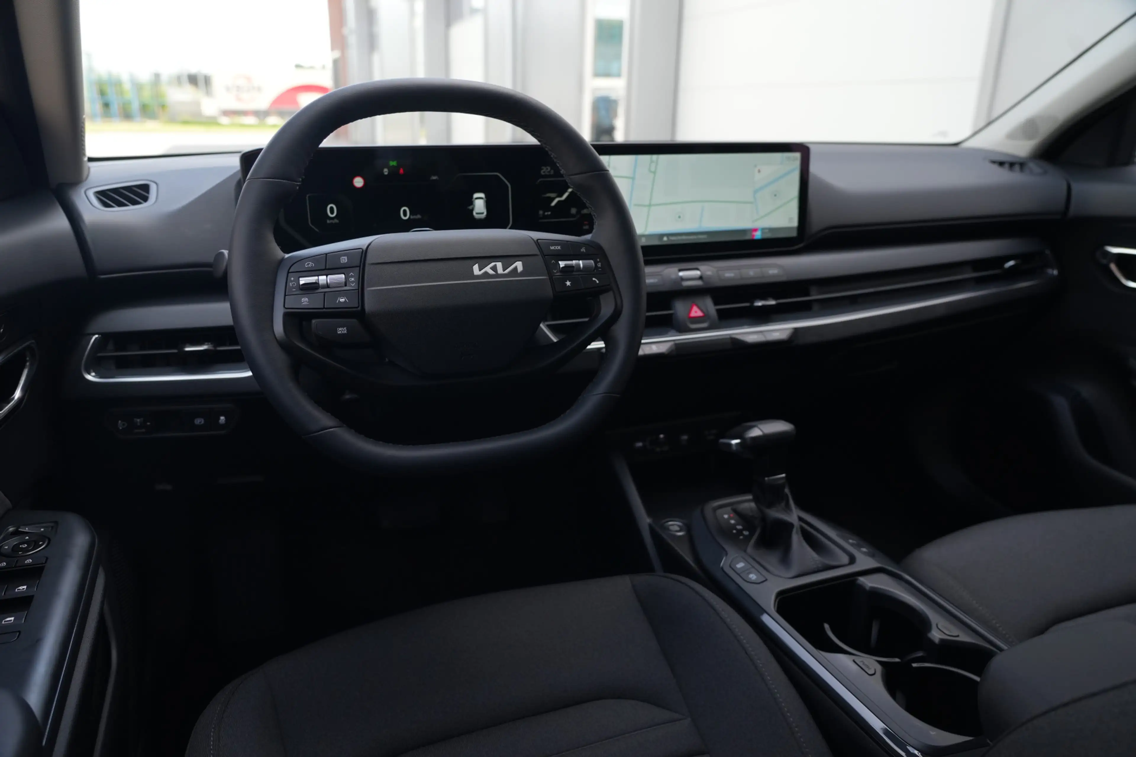 Kia K4 Sportswagon 1.6 T-GDi MHEV GT-Line Launch Edition — photo 11