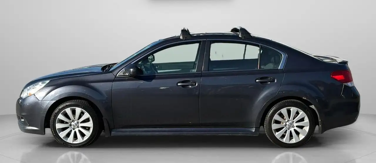 Subaru Legacy снимка Subaru Legacy