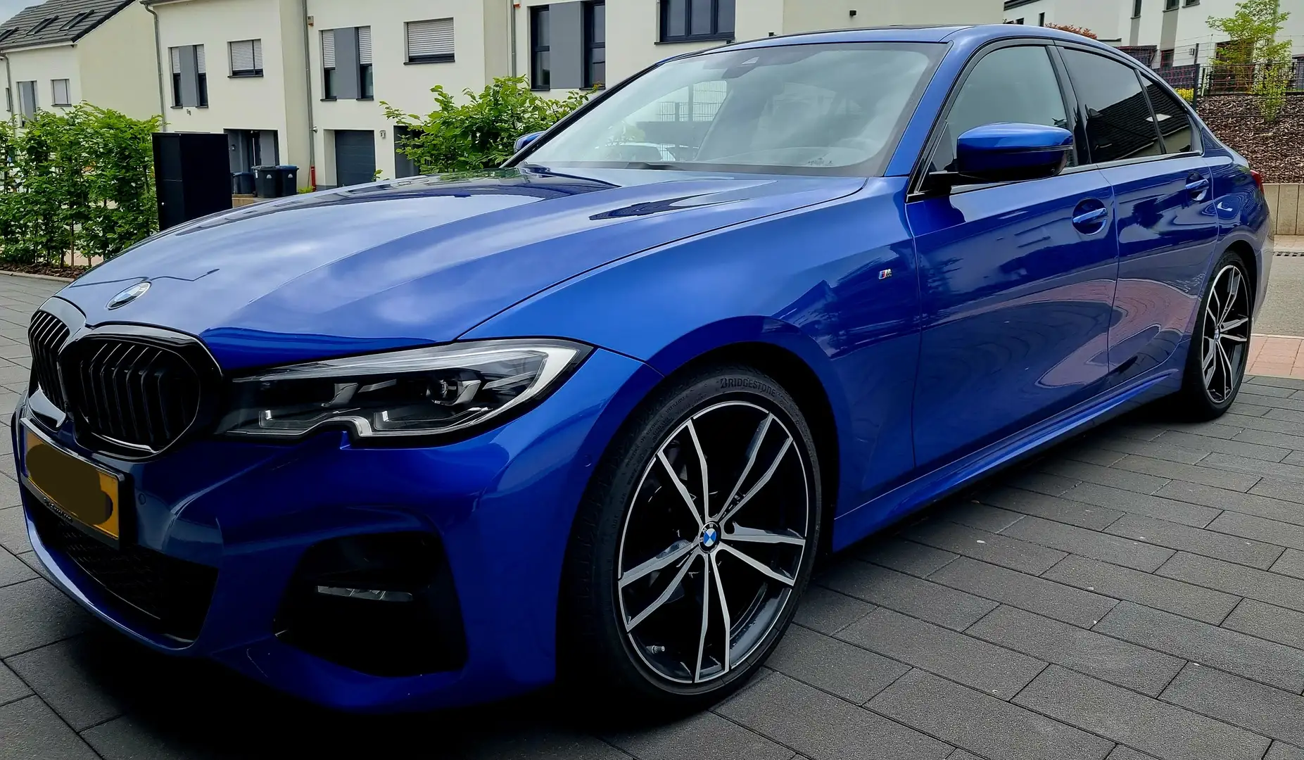 BMW 320 M Sport Bleu - 2