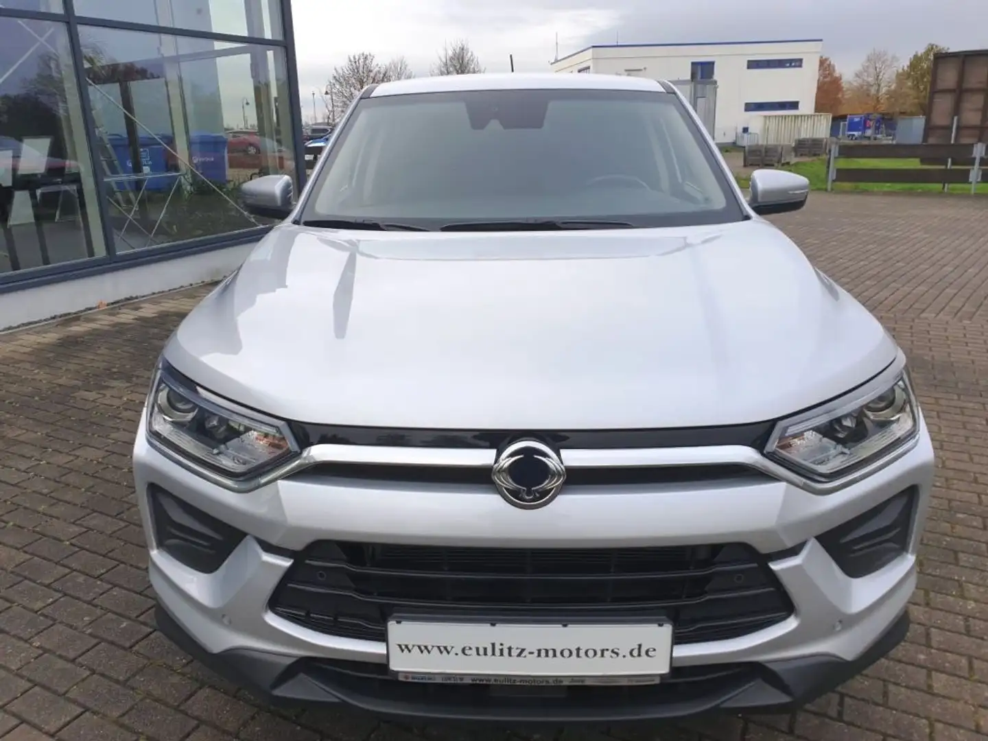 SsangYong Korando 1.5 T-GDi 2WD Amber Argent - 2
