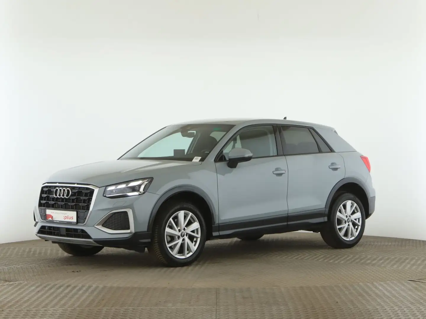 Audi Q2 35 TDI advanced *ACC*AHK*PDC*Matrix*MMI-Plus* Grau - 2