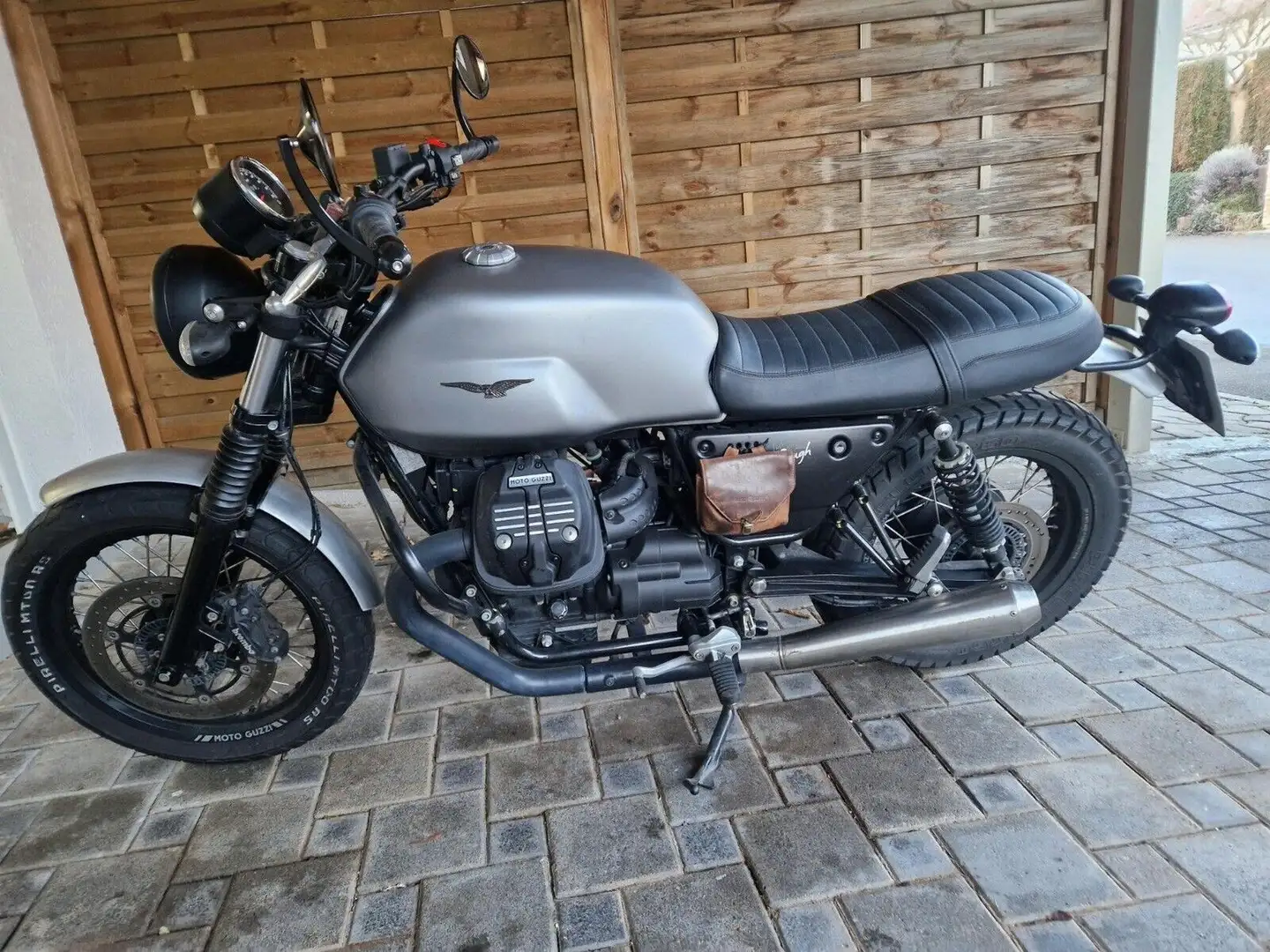 Moto Guzzi V 7 3 Rough Argent - 1