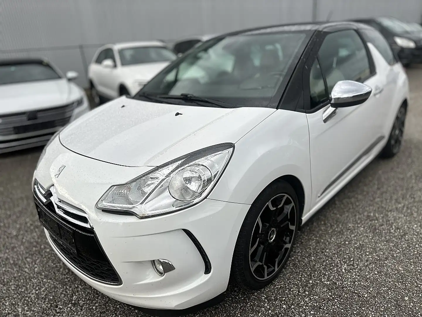 Citroen DS3 1,6 16V VTi So Chic Airdream Weiß - 1