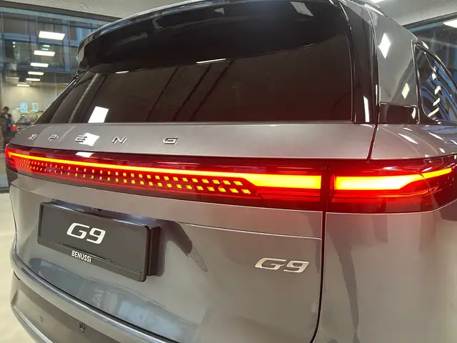 Xpeng G9 Long Range Ansicht 12