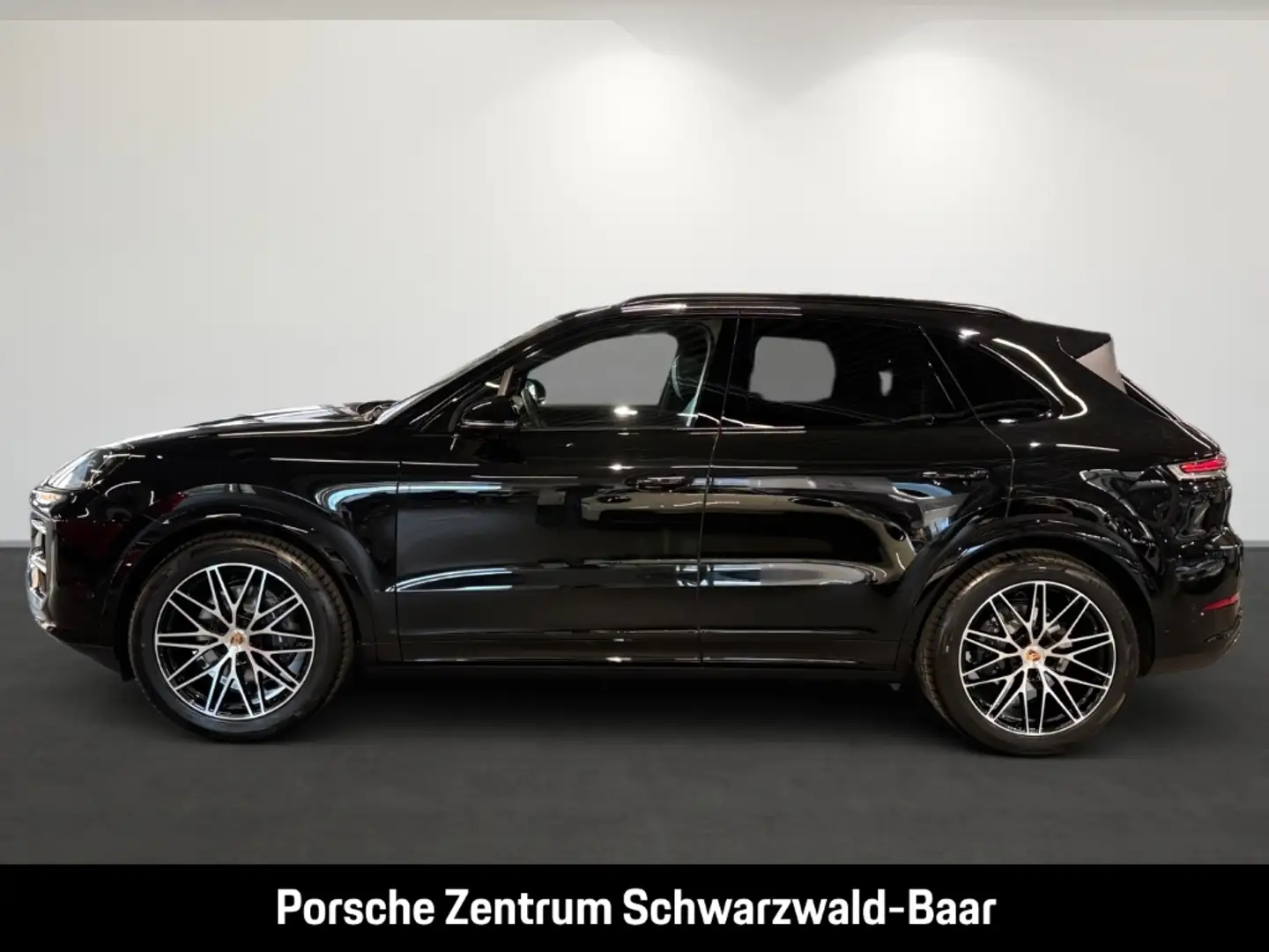 Porsche Cayenne Black Edition Surround-View InnoDrive Zwart - 2