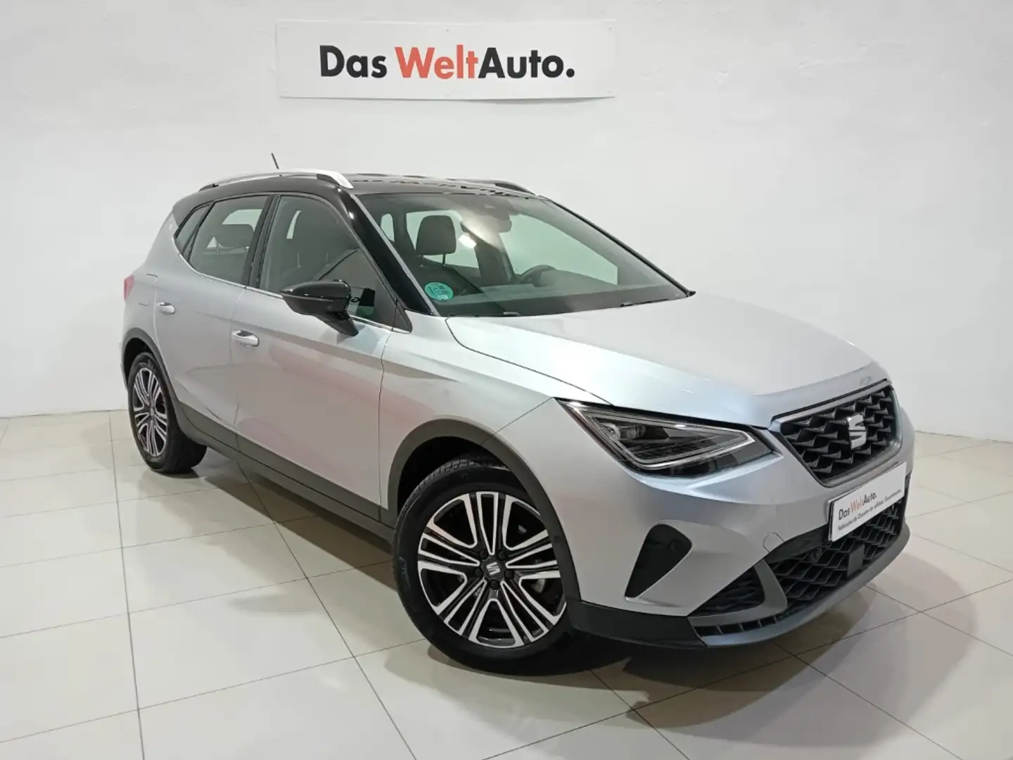 SEAT Arona 1.0 TSI S&S FR 110 Grijs - 1