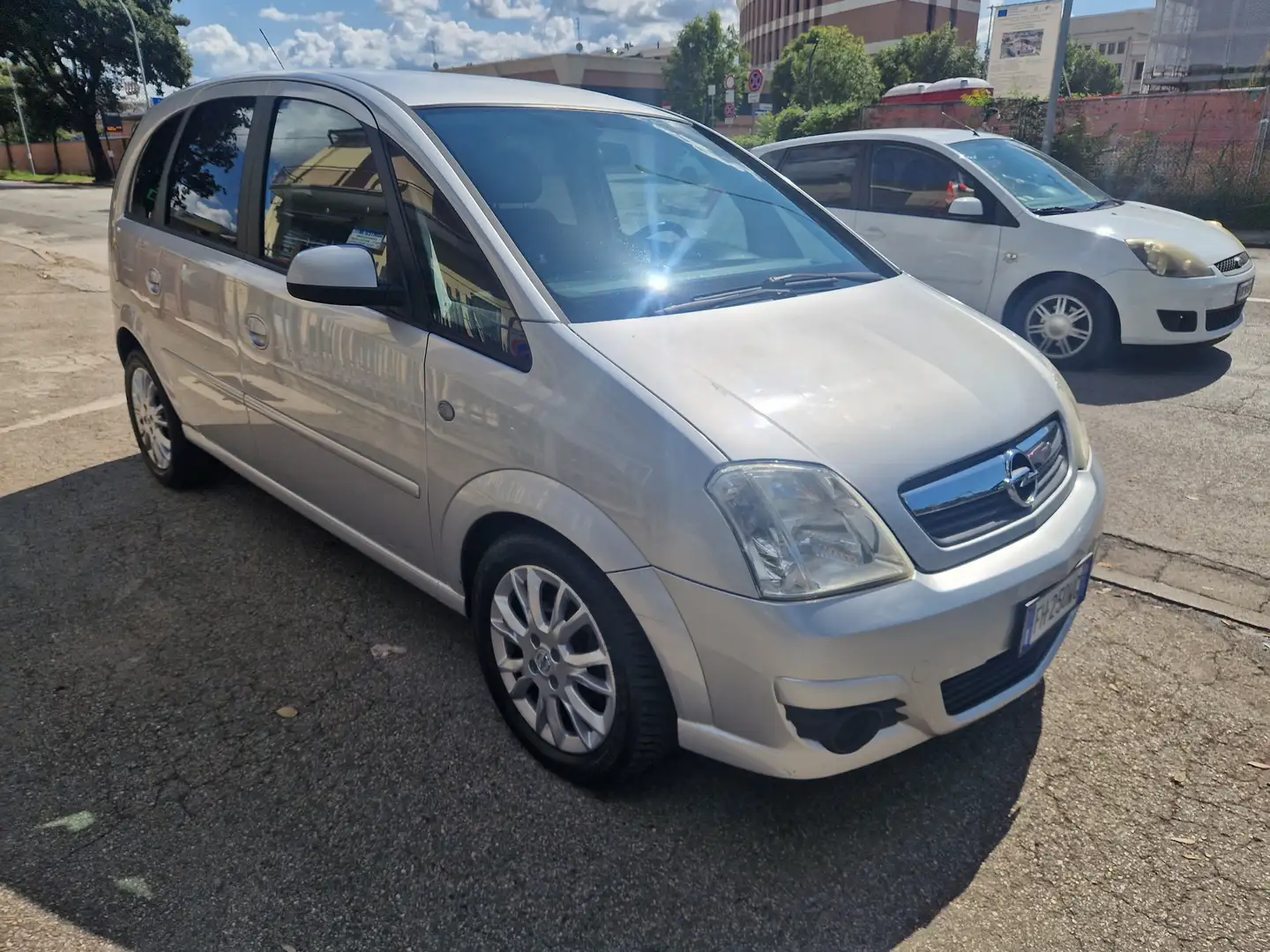 Opel Meriva Meriva 1.4 16v Enjoy Gpl-tech Gris - 2