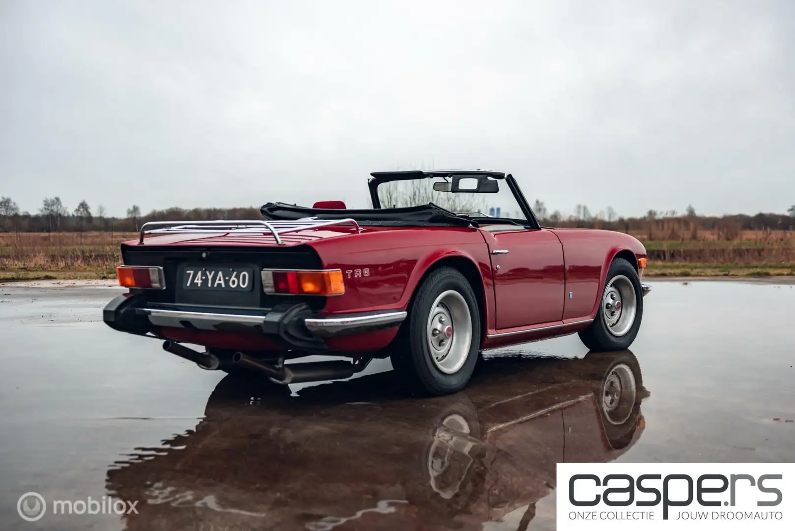 Triumph TR6 Soft Top Rood - 2