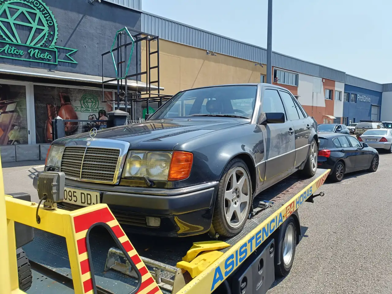Mercedes-Benz 500E, foto 2