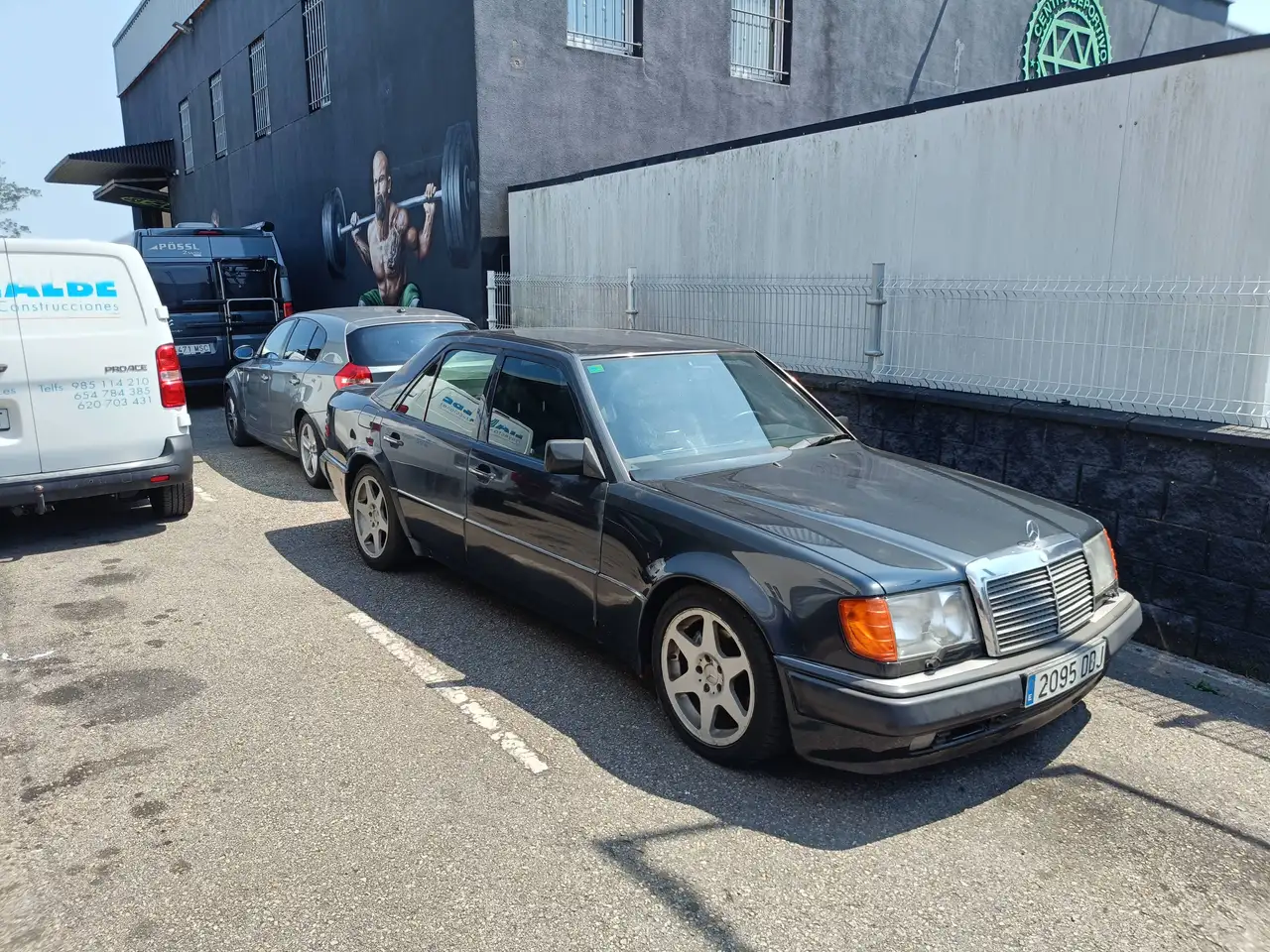 Mercedes-Benz 500E, foto 4