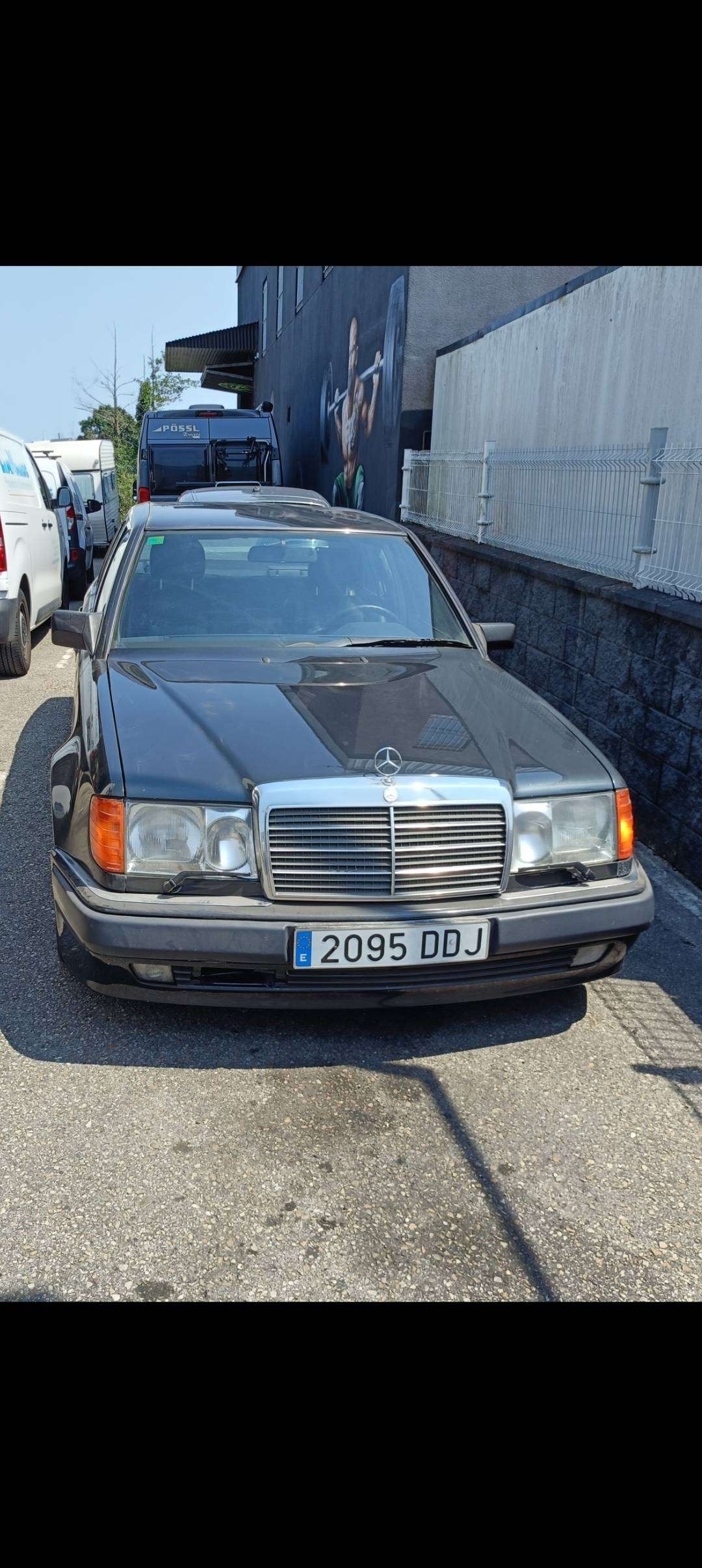 Mercedes-Benz 500 500E - foto 1