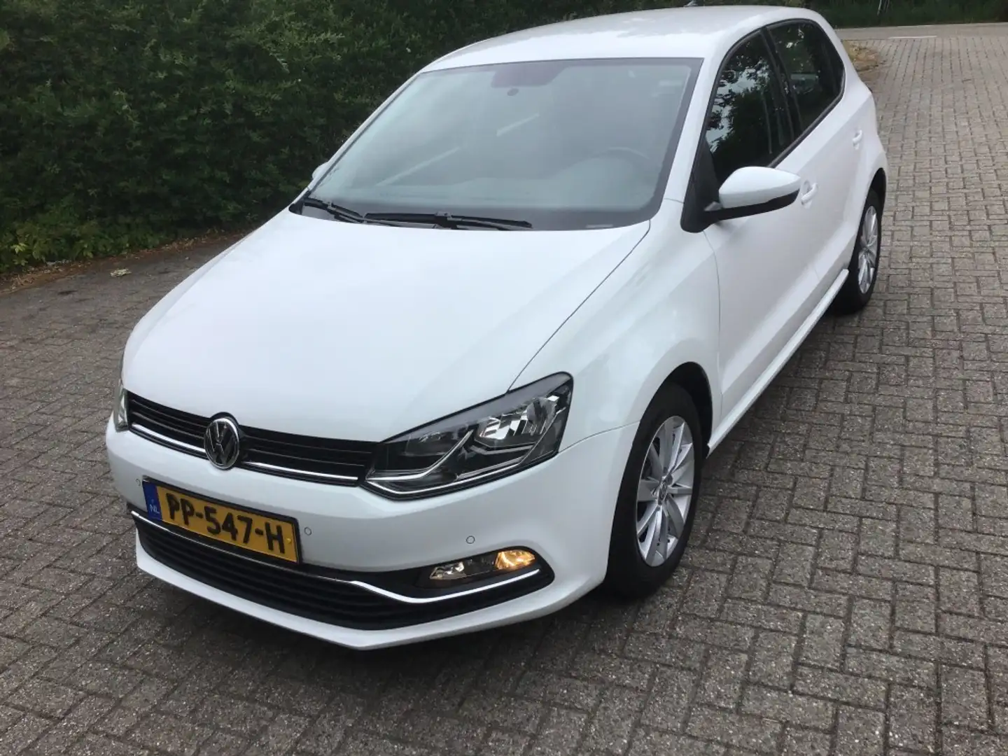 Volkswagen Polo 1.2 TSI COMFORTLINE BUSINESS R Wit - 1