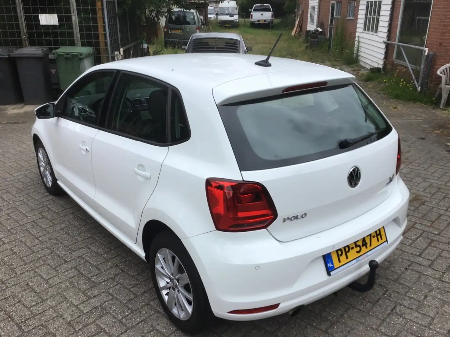 Volkswagen Polo 1.2 TSI COMFORTLINE BUSINESS R Wit - 2