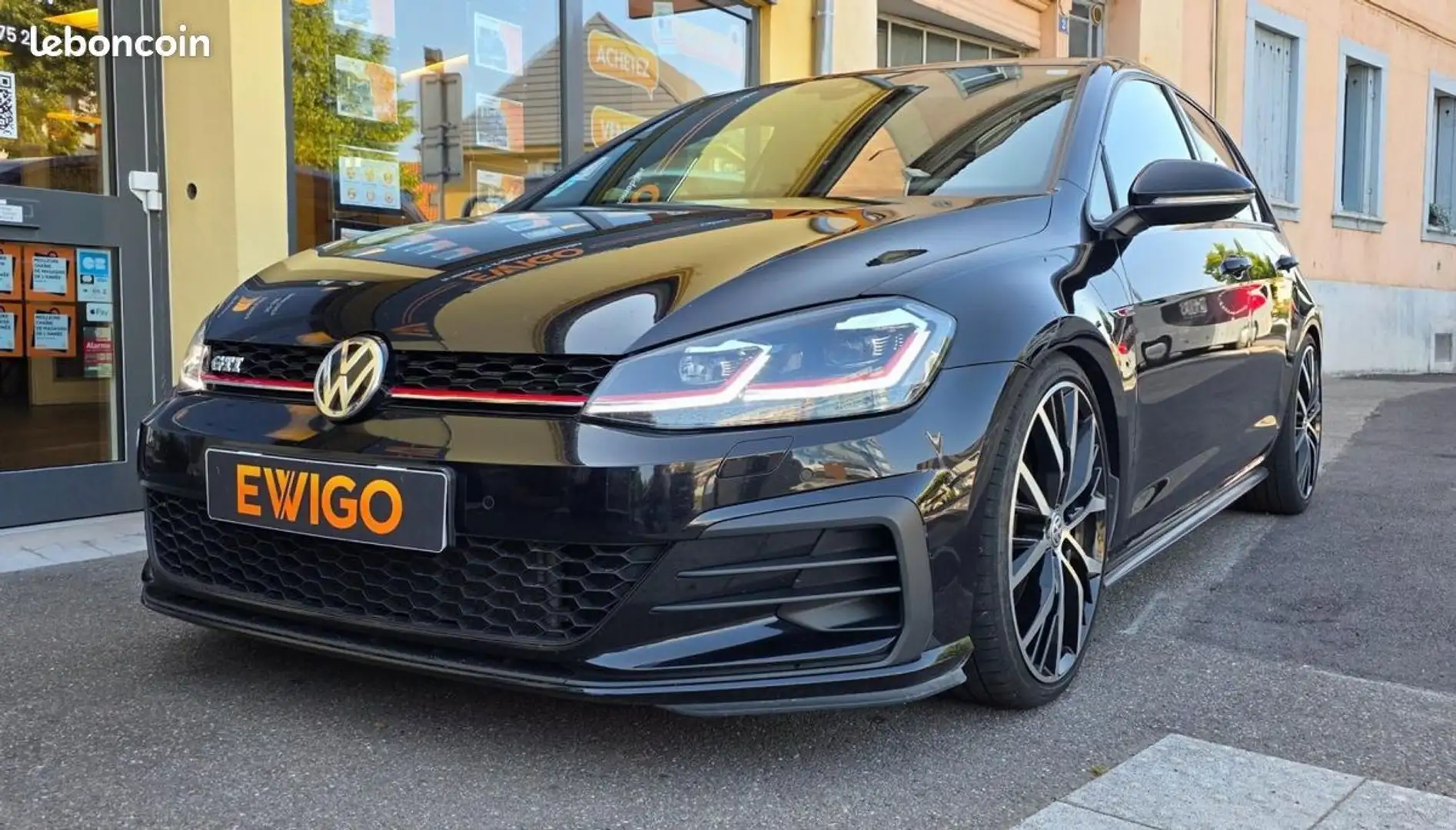 Volkswagen Golf 7 2.0 GTI 230 CV 169 KW Essence GARANTIE 6 MOIS Noir - 2