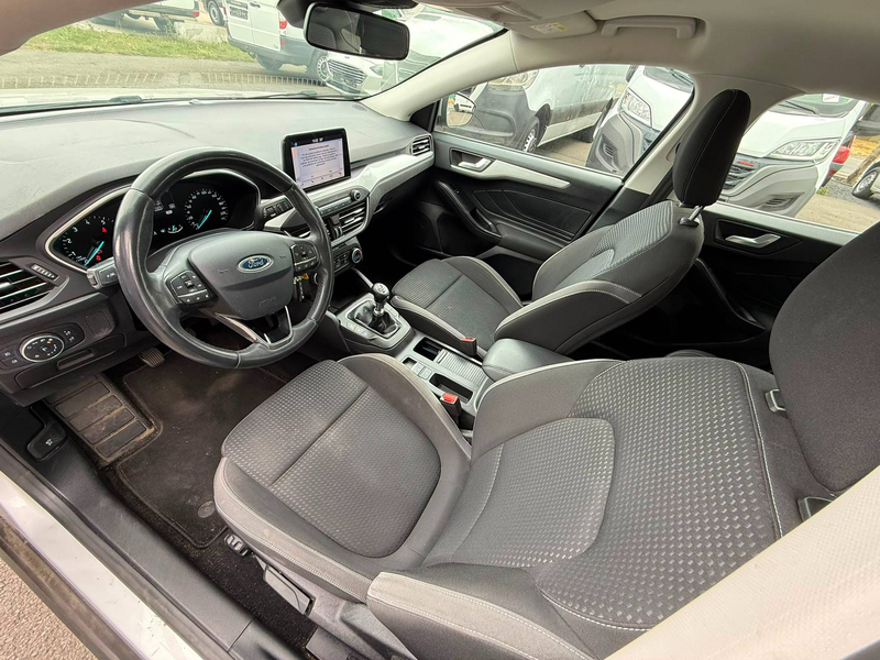 Ford Focus (Stock ID 84855) — photo 15