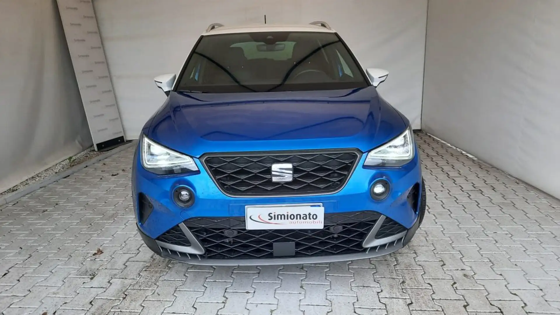 SEAT Arona 1.0 EcoTSI 95 CV FR Blu/Azzurro - 2