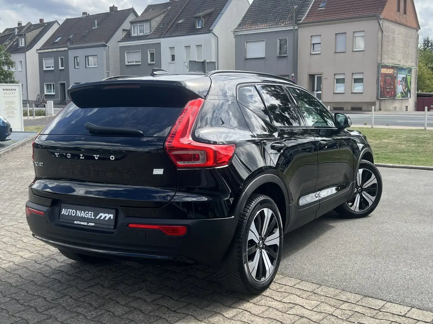 Volvo XC40 XC40 Recharge Single Plus AHK|WINTER| Schwarz - 2