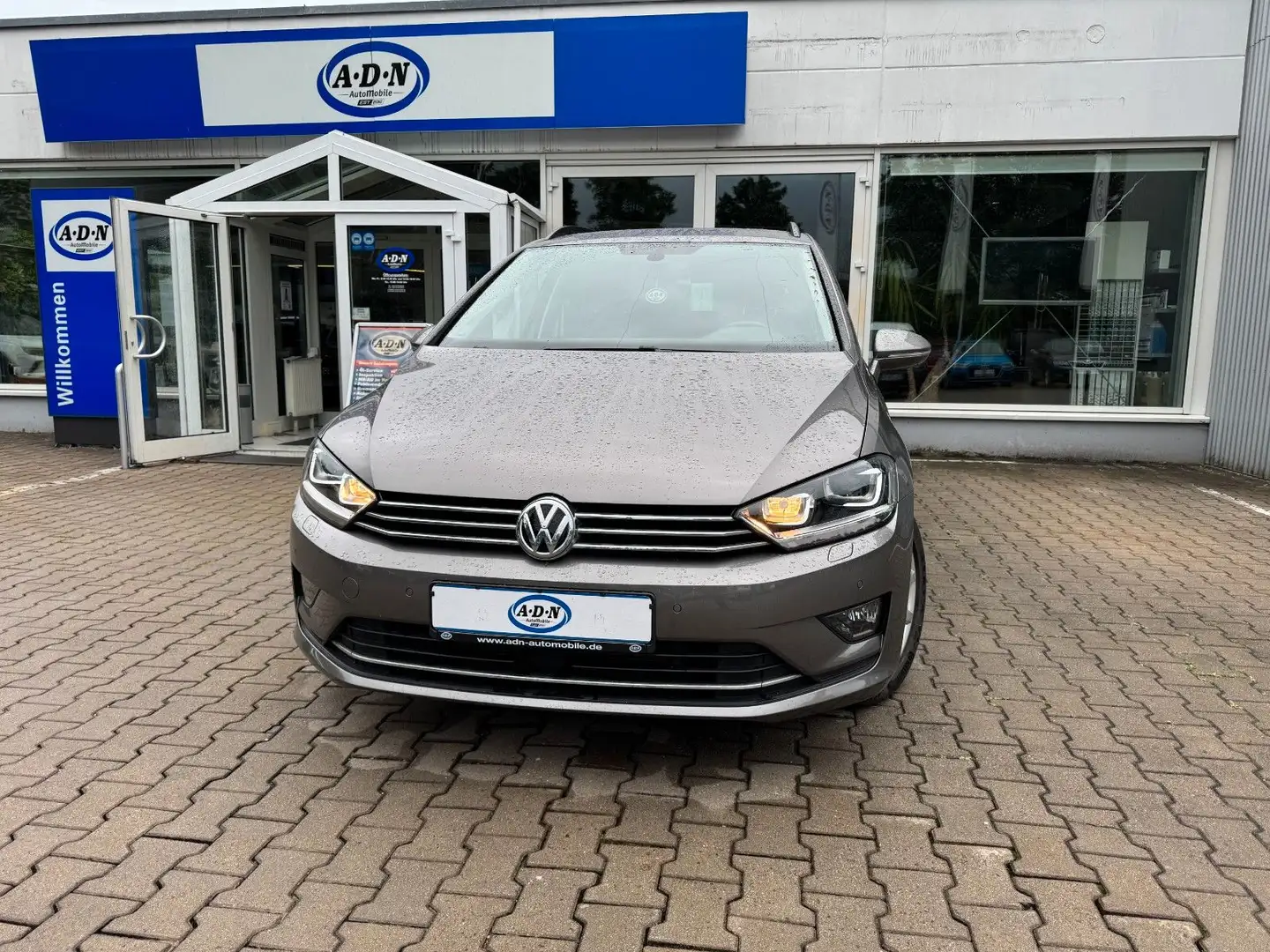 Volkswagen Golf Sportsvan VII Highline 2.0 TDI Xenon*AHK Grau - 1