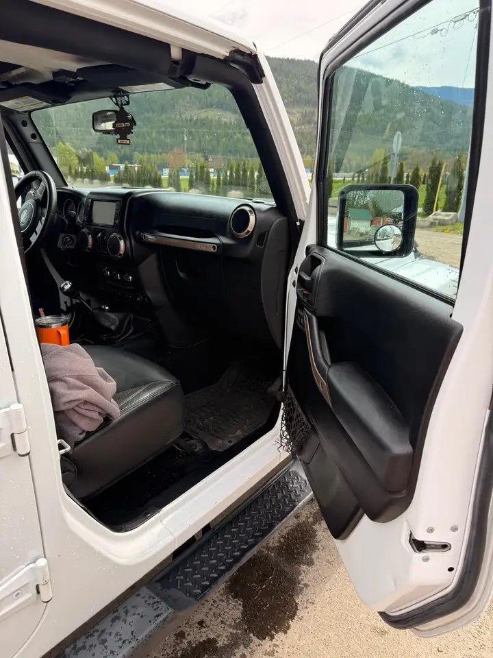 Jeep Wrangler снимка Jeep Wrangler