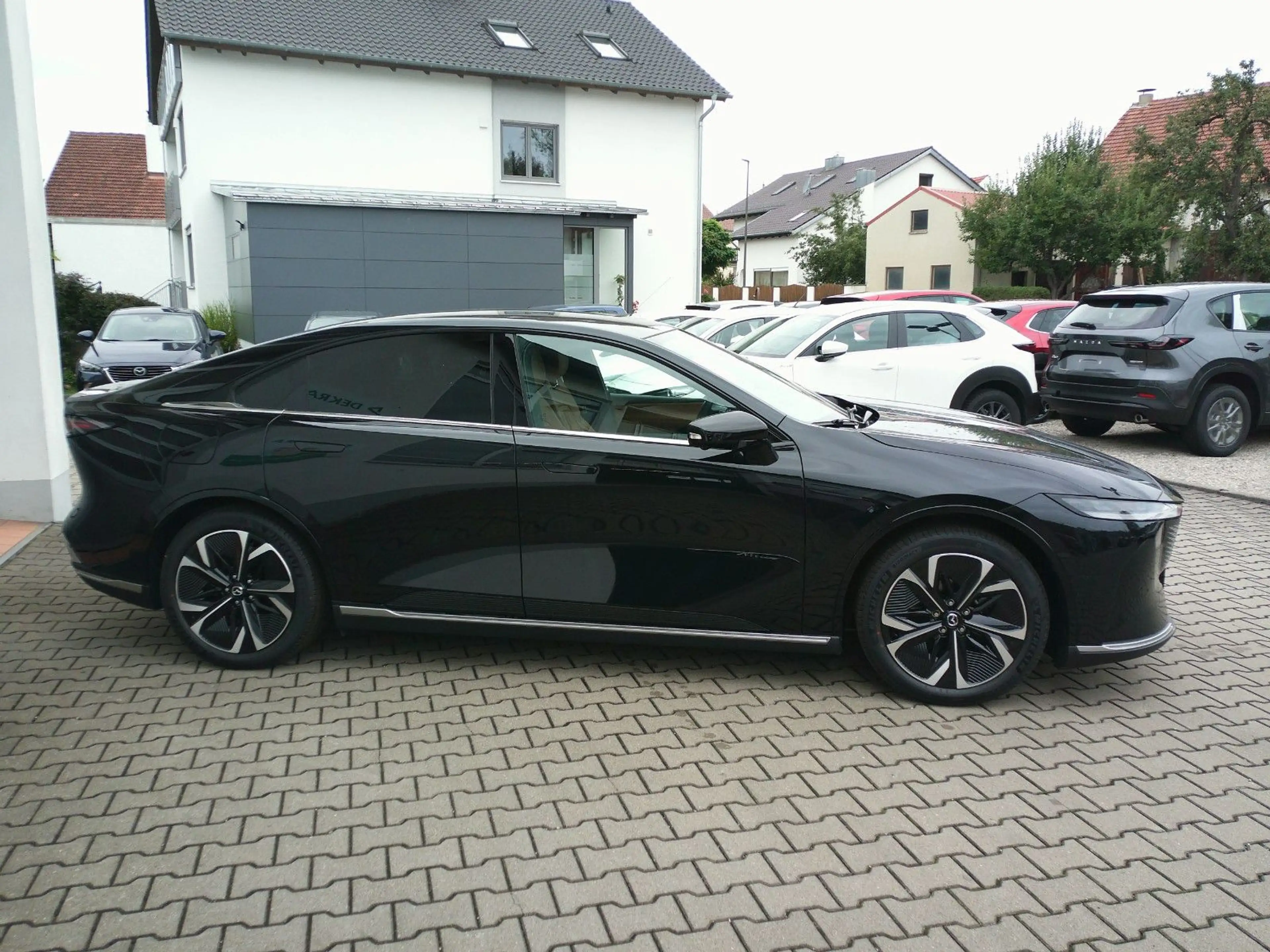 Mazda 6e EV 258 Takumi Plus 360°/HUD/PANO — photo 4