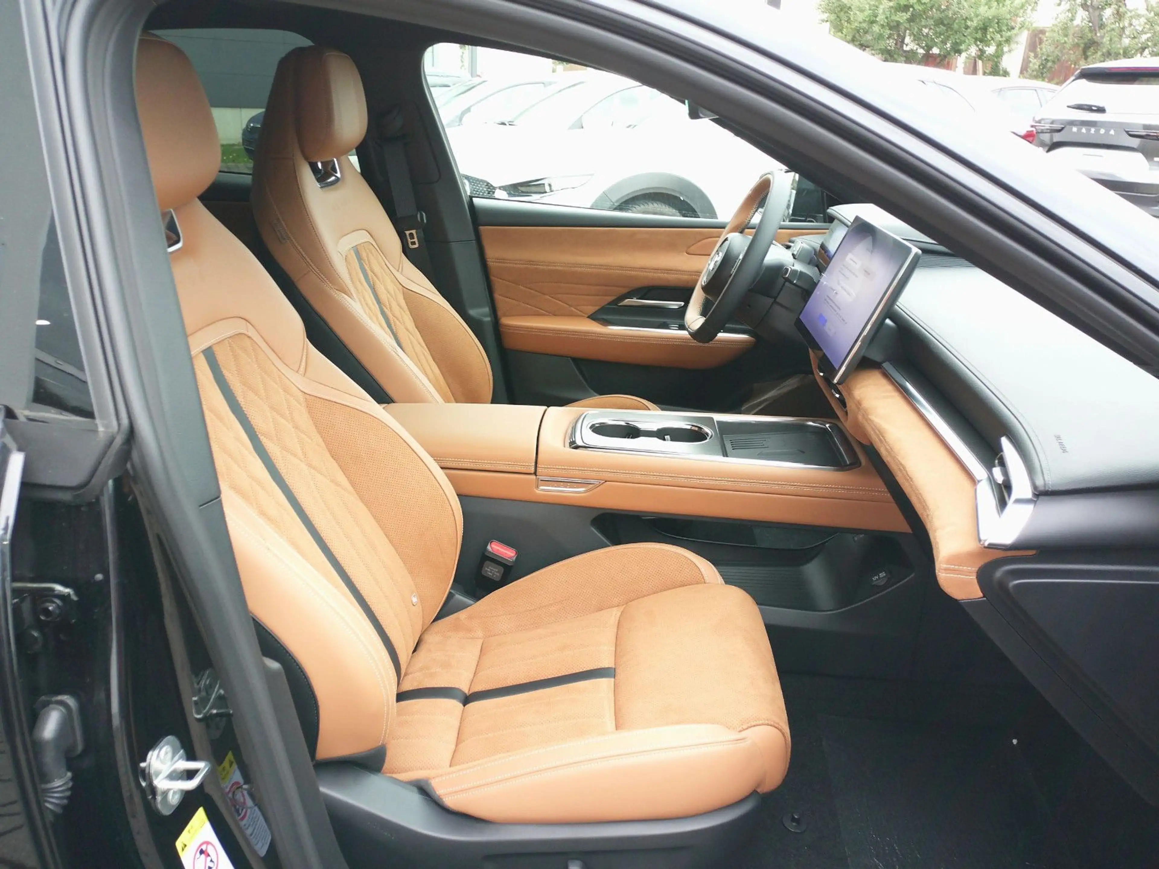 Mazda 6e EV 258 Takumi Plus 360°/HUD/PANO — photo 7
